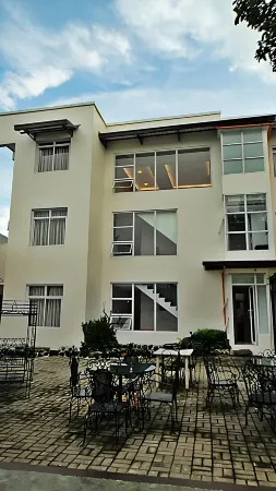 Purple Tree Bed & Breakfast