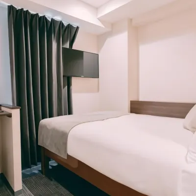 R Hotel Honmachi Hotels near Stage Ku