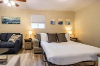 Spacious 1-BR Home w/ King Bed near Yosemite