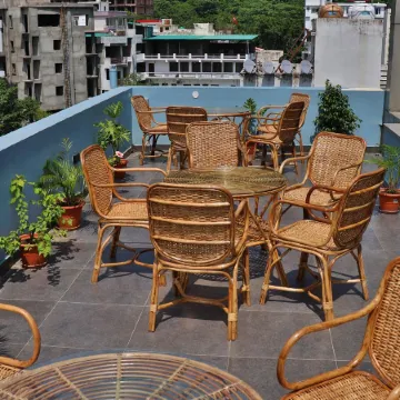 The Blue Jay Hostel - Dorms & Room's