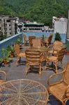 The Blue Jay Hostel - Dorms & Room's