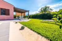 Villa Ricky, near the beach in full relaxation