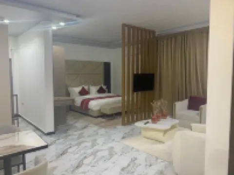 Scarlett Apartments Hotels in Monrovia