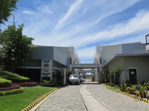 Lucky 9 Budget Hotel