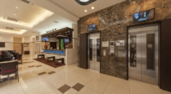 Toyoko Inn Hon-atsugi-eki Minami-guchi