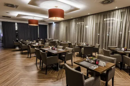 OZO Hotels Arena Amsterdam Отели в г. Abcoude