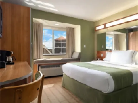 Microtel Inn & Suites by Wyndham Saraland/North Mobile Hotels in Saraland