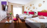 Senyum World Hotel Hotel dekat Kebun Strawberry Kusuma Agrowisata