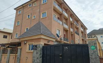 Tofana Hotels and Suites