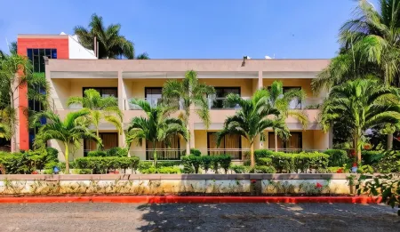 Anil Farms Gir Jungle Resort Отели рядом с достопримечательностью «8 GUJ BN NCC JUNAGADH»