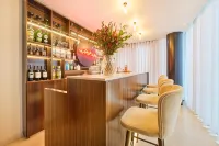 Hotel Moon & Sun Porto - Baarit