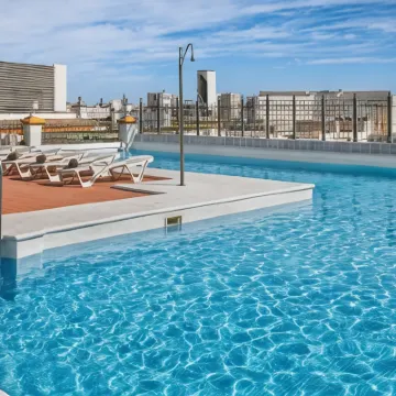 Exe Sevilla Macarena Hoteles cerca de Edificio Expo