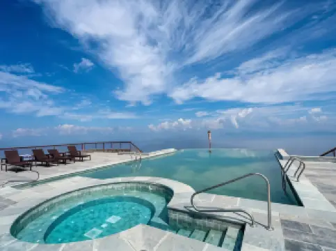 加德滿都錢德拉吉里山度假村——雲端奢華