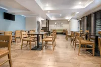 MainStay Suites Orange County John Wayne Airport Hotels in Tustin