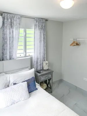 Beautiful modern apartment near to the airport and the beach 1504