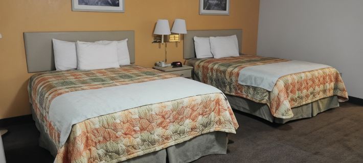Executive Inn Pearsall Hotels in Frio County