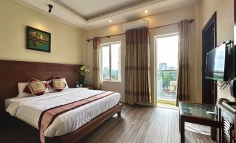 Gold Hotel Hue