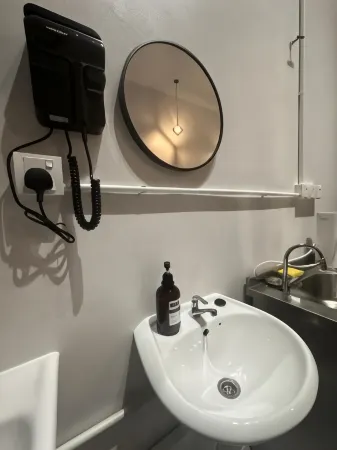 Be Right Back Loft - Alma Отели рядом с достопримечательностью «Mengkuang Dam»