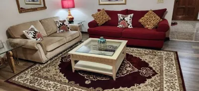Charming 3-bedroom house with AC and WiFi in Decatur Hotels near Buck Godfrey Stadium