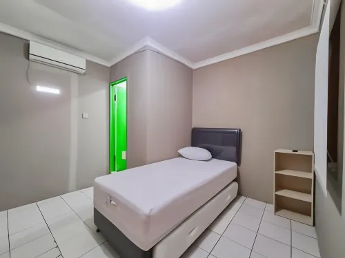 Penginapan Rio Anakku Syariah Banjaran Mitra RedDoorz Hotels in Arjasari