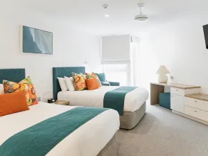 Netanya Noosa Beachfront Resort
