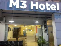 Hotel O M Three Hotel Hotel di Seri Manjung