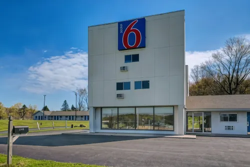 Motel 6 Bellville, Oh - Mid-Ohio - Motels