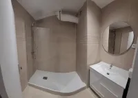 Grand Appartement Avec Parking privé