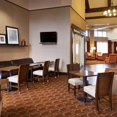 Hampton Inn & Suites N. Ft. Worth-Alliance Airport