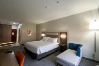 Holiday Inn Express & Suites Sulphur Springs