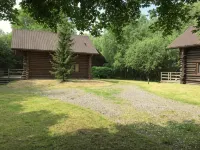 Charming Chalet with Swimming Pool in Quend