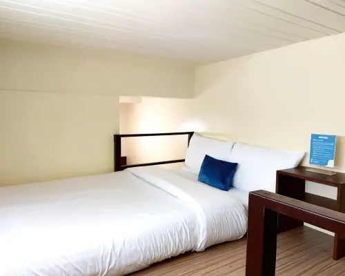 airobedz Manila - Near Taft Avenue Hotels near Roxas Boulevard