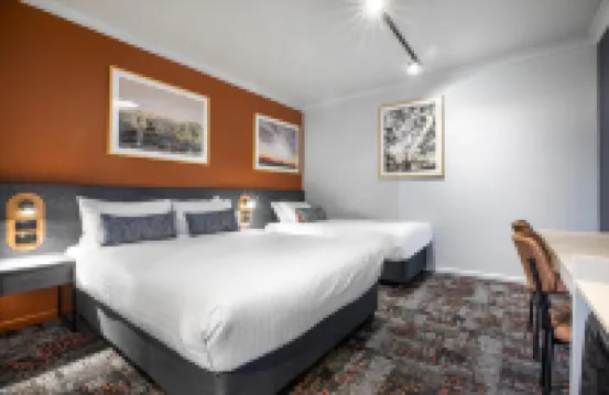 ไนท์แคป แอท ฮอร์ส แอนด์ จ๊อกกี้ โฮเทล วอร์วิก