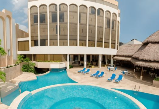 이키토스 호텔 전경