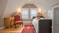 Beachfront Property on Private Moody Beach - Boutique