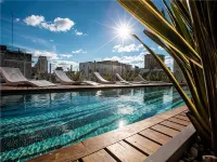 Flaat Recoleta Plaza - Rooftop Pools