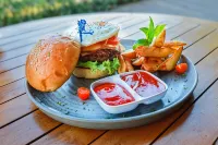 Tijili Hotel Benoa - พร้อมอาหารเช้า