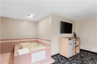Quality Inn & Suites Howe - Sturgis