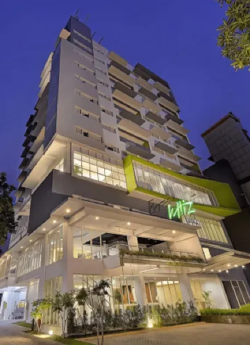 위즈 프라임 호텔 파자란 보고르  호텔