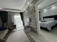 Gardenya Lara Suit Hotel - pemandangan pegunungan