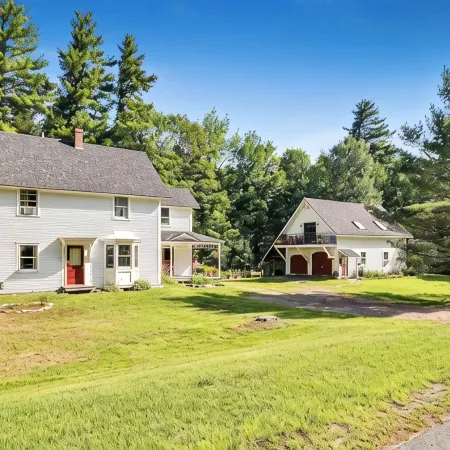 Entire Rustic Farmhouse minutes from Jay Peak Отели в г. Джей
