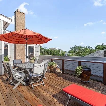 Ocean Beach 4Bed 2.5Baths Luxury Kitchen Spacious Decks Swim Spa Outdoor Shower