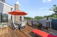 Ocean Beach 4Bed 2.5Baths Luxury Kitchen Spacious Decks Swim Spa Outdoor Shower - WiFi