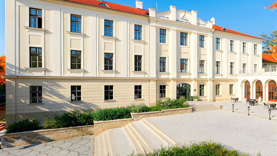 Anna Grand Hotel