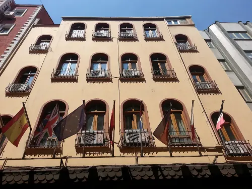 Ethnica Hotel Old City - Quầy bar