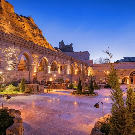 Sur Cave Hotel