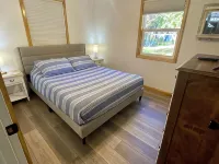 Cottage by the Beach 2 Hotels in Wescott