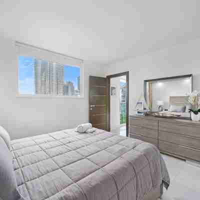 Stunning Ocean View|Steps 2 Beach|Luxe 2BR Retreat Rooms