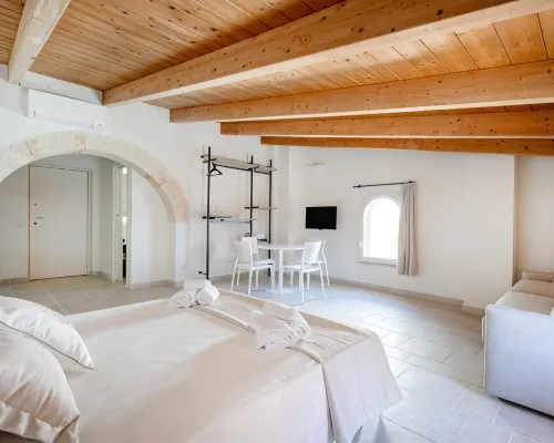 Palazzo della Torre 201– Modern Historic Apartment Hotels in Torre a Mare