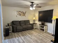 Charming Duplex with New AC & heater with WiFi